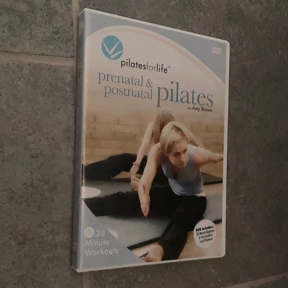 Prenatal postnatal Pilates lulu lemon